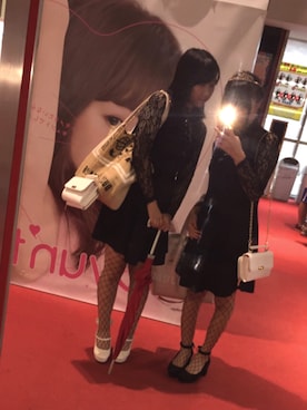 「アイテム（その他ヘアアクセサリー）」を使った、miiiさん（レディース・154cm）の秋コーディネート