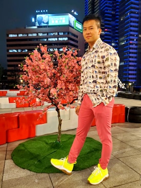 「VERSACE（ヴェルサーチ）のアイテム（その他シューズ）」を使った、seanleeleeさん（メンズ・173cm）の春コーディネート
