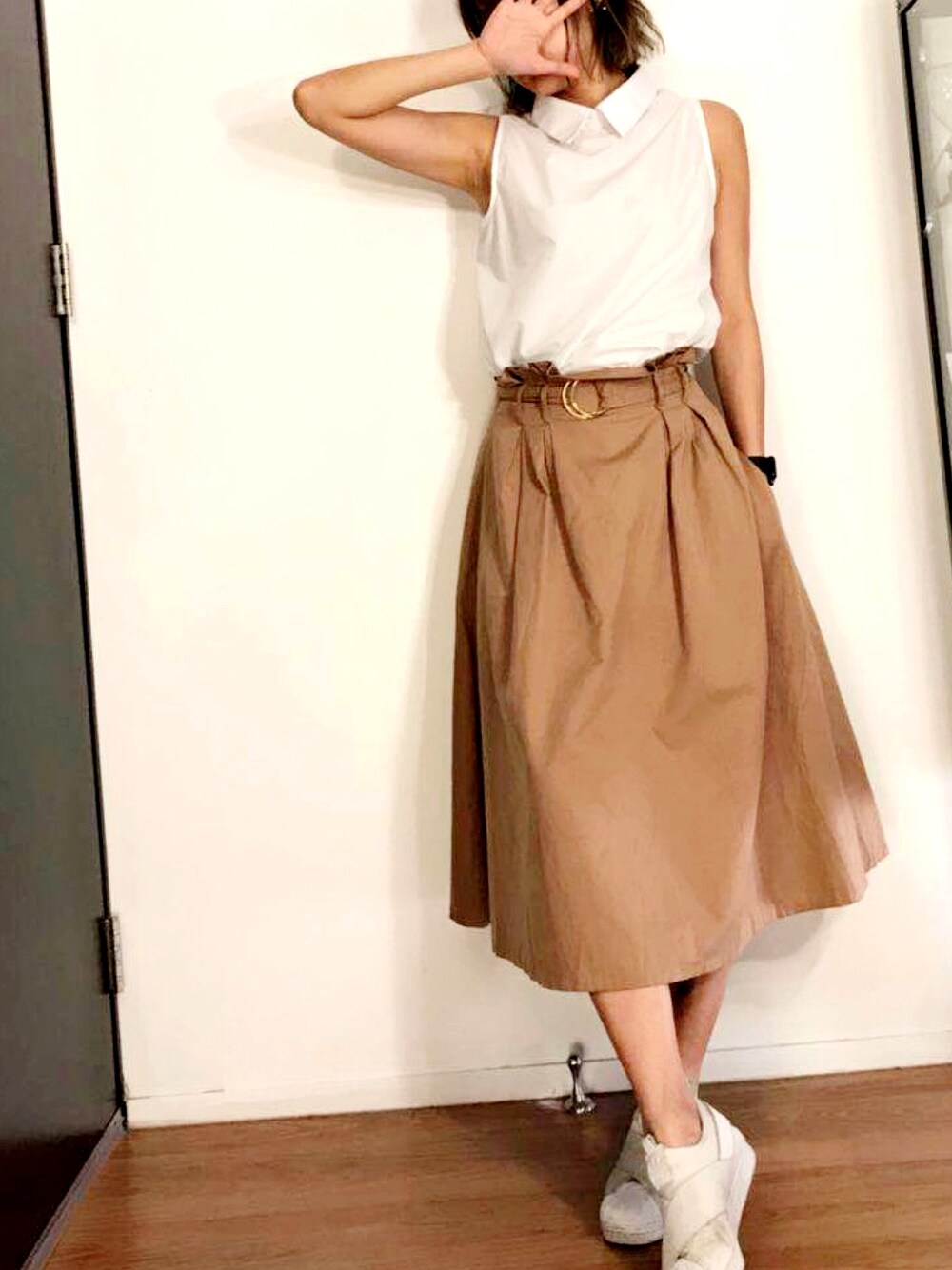 「休日スタイル、夏、春、minirabbitstyle、happy、followme、men、Hong Kong」｜「minirabbitstyleのアイテム（スカート、ブラウン系）」を使った、Mini Rabbitさん（レディース・168cm）の春コーディネートの1枚目の写真