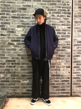 「RAGEBLUE（レイジブルー）のアイテム（MA-1）」を使った、谷さん（メンズ・178cm）の秋コーディネート