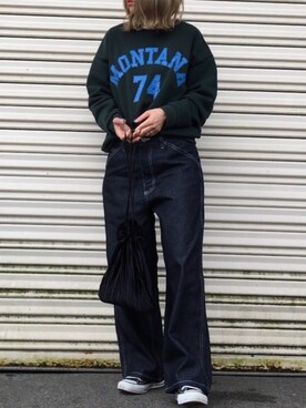 「KBF（ケイビーエフ）のKBF ベロアプリーツ巾着BAG（ハンドバッグ）」を使った、yumiさん（レディース・155cm）の春コーディネート