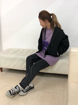 「サコッシュ」｜「アイテム（MA-1）」を使った、yumiさん（レディース・155cm）の冬コーディネート