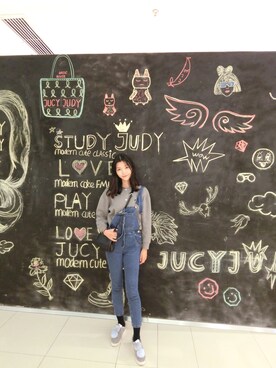 SJiaQI1さんのコーディネート