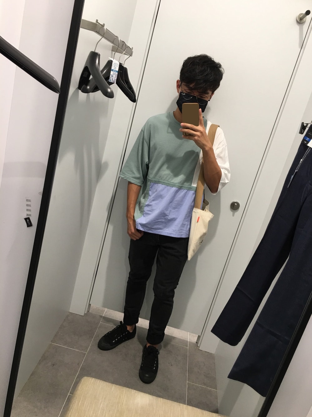 「夏、拼接、香港、異素材」｜「niko and...のテープデザインＴシャツ（Tシャツ/カットソー、ホワイト系）」を使った、Roy CCCさん（メンズ・171cm）の夏コーディネートの1枚目の写真