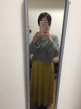「ベロアスカート」｜「アイテム（パンプス）」を使った、ことことさん（レディース・152cm）の秋コーディネート