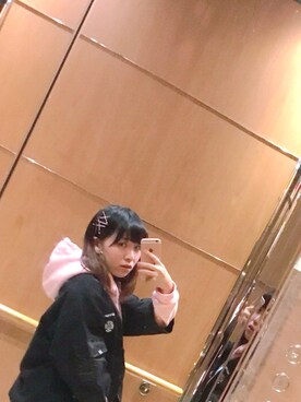「MONKI（モンキ）のアイテム（バレッタ/ヘアクリップ）」を使った、菌子さん（レディース・150cm）の冬コーディネート