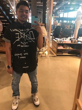 「kicks」｜「アイテム（アナログ腕時計）」を使った、Jason Digalさん（メンズ・165cm）の春コーディネート
