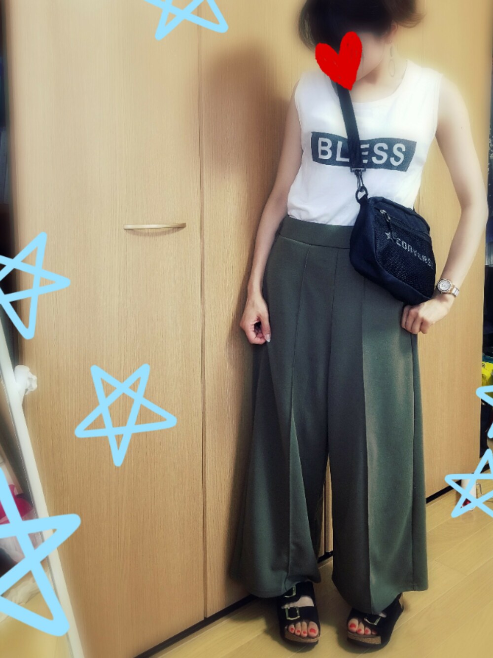 「CONVERSEのアイテム（ボディバッグ/ウエストポーチ、ブラック系）」を使った、junjunさん（レディース・150cm）の夏コーディネートの1枚目の写真