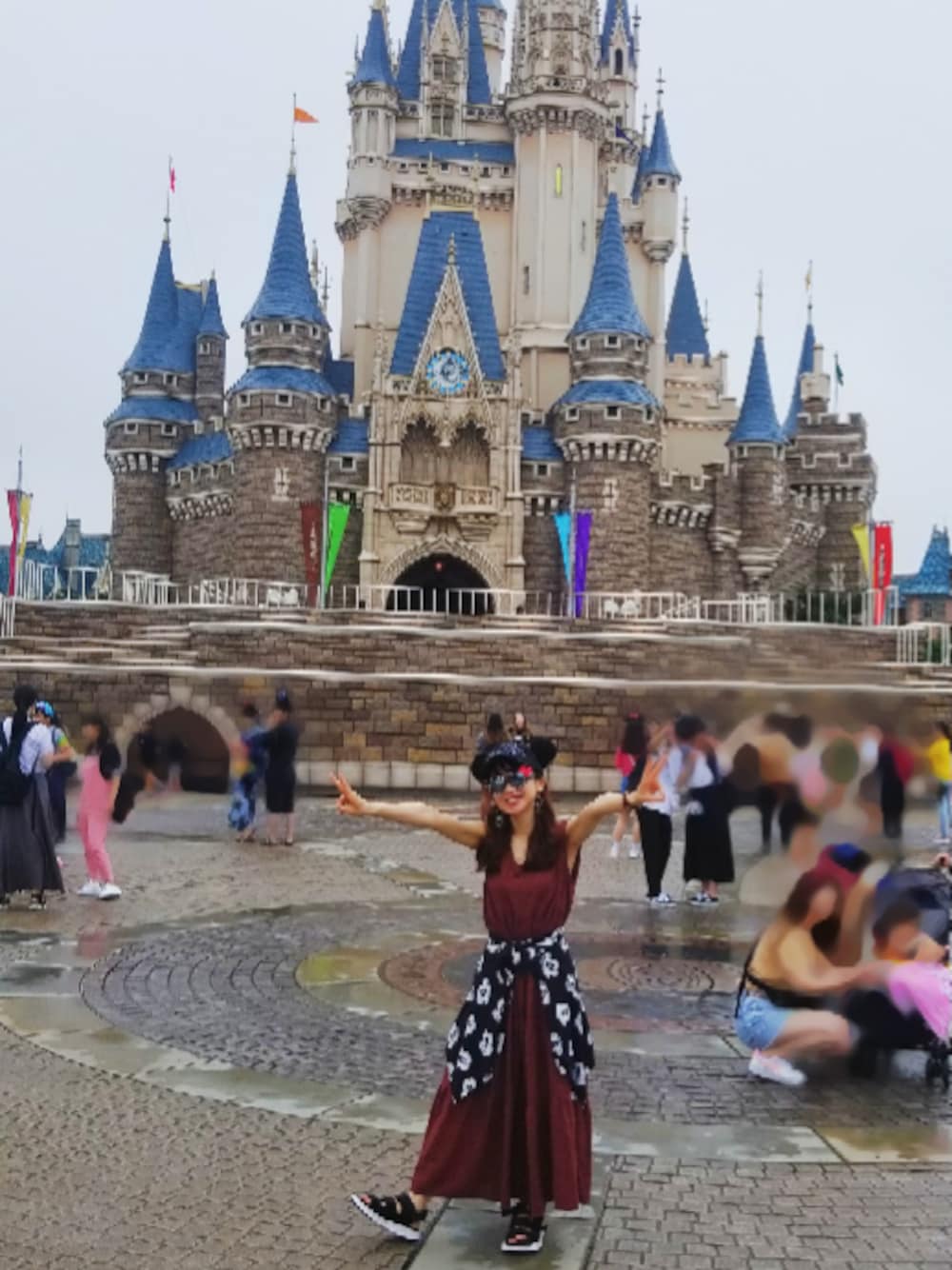 「Disney コーデ」｜「しまむらのアイテム（シャツ/ブラウス、ブラック系）」を使った、junjunさん（レディース・150cm）の夏コーディネートの1枚目の写真