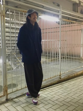 「KANGOL（カンゴール）のアイテム（ハット、グレー系）」を使った、RYSKさん（メンズ・180cm）の冬コーディネート