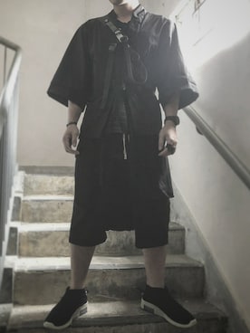 「DRKSHDW by RICK OWENS（ダークシャドウ バイ リックオウエンス）のアイテム（カーゴパンツ）」を使った、Bystanderさん（メンズ・171cm）の夏コーディネート