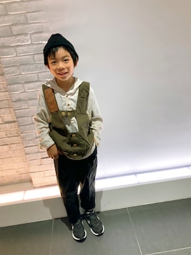 「devirock（デビロック）のアイテム（チノパンツ）」を使った、coiさん（キッズ・135cm）の秋コーディネート
