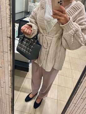 「& chouette（アンドシュエット）のアイテム（ハンドバッグ）」を使った、ayumuさん（レディース・158cm）の秋コーディネート