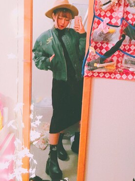 「UNIF（ユニフ）のアイテム（ブーツ）」を使った、UnicornErenaさん（レディース・161cm）の秋コーディネート