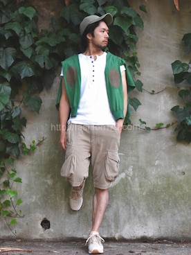 「NEW BALANCE（ニューバランス）のNEW BALANCE 840 LUXE SUEDE（スニーカー、ベージュ系）」を使った、okakaさん（メンズ）の夏コーディネート