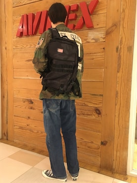 「アイテム（ミリタリージャケット）」を使った、T.Takahashiさん（メンズ・185cm）の春コーディネート