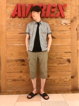 「アイテム（カーゴパンツ）」を使った、T.Takahashiさん（メンズ・185cm）の夏コーディネート