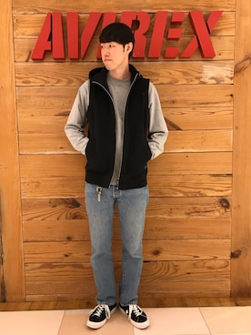 「アイテム（ベスト）」を使った、T.Takahashiさん（メンズ・185cm）の春コーディネート