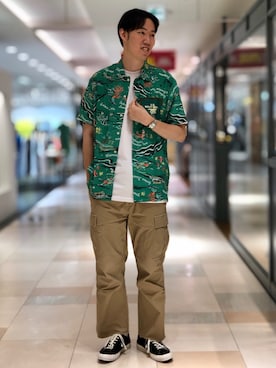 「アイテム（カーゴパンツ）」を使った、T.Takahashiさん（メンズ・185cm）の夏コーディネート