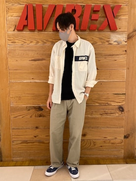 「アイテム（チノパンツ）」を使った、T.Takahashiさん（メンズ・185cm）の夏コーディネート