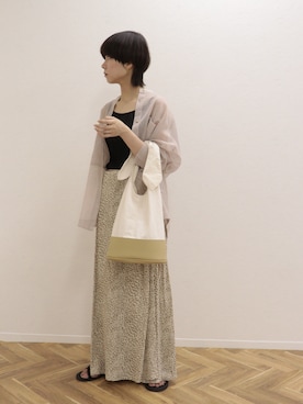 「emesuelee（エメスーリー）のアイテム」を使った、emesueleeさん（レディース・163cm）の夏コーディネート