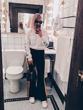 「URBAN OUTFITTERS（アーバンアウトフィッターズ）のアイテム（その他パンツ）」を使った、Rinさん（レディース・160cm）の秋コーディネート