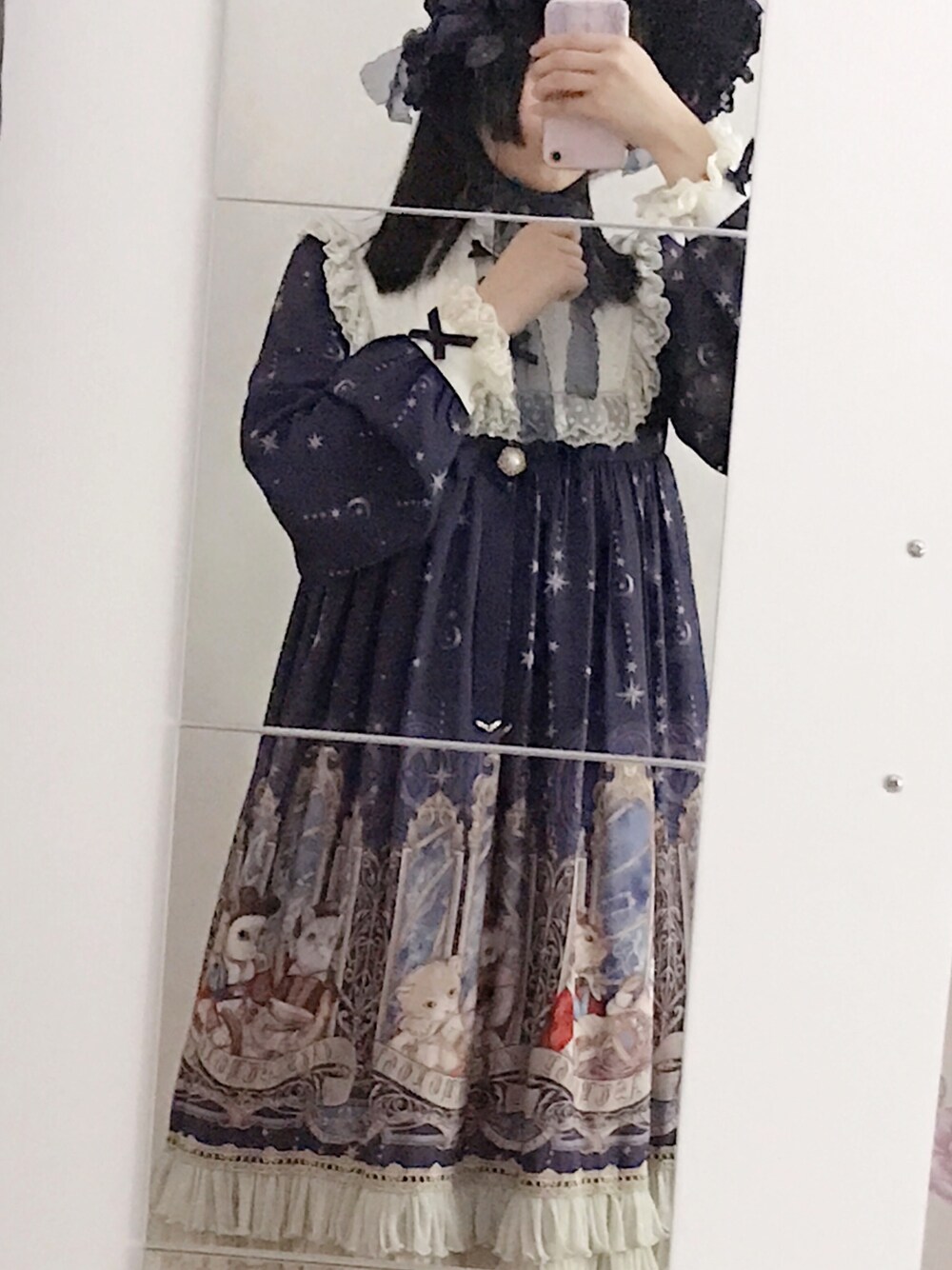 「honeyhoneylolitaのアイテム（ワンピース、ブルー系）」を使った、Coralさん（レディース・158cm）の秋コーディネートの1枚目の写真