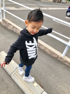 「VISION（ヴィジョン）のアイテム（シューズ）」を使った、8さん（キッズ・110cm）の冬コーディネート