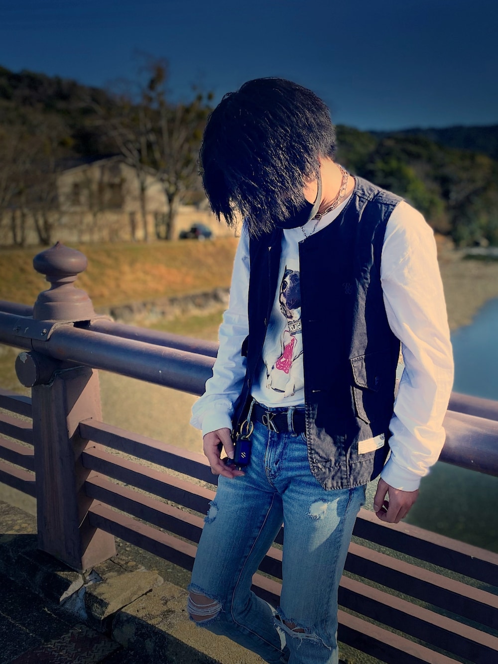 「春、お洒落さんとつながりたい、低身長コーデ、スキニー、古着MIX、いいね、save、フォローお願いします🤑、ベスト、XLARGE、ネイバーフッド、シンプル」｜「NEIGHBORHOODのアイテム（ベスト、ブラック系）」を使った、つばささん（メンズ・162cm）の春コーディネートの1枚目の写真