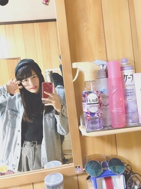 「Guess（ゲス）のアイテム（PC・スマホグッズ/家電）」を使った、くーぴーさん（レディース・163cm）の冬コーディネート