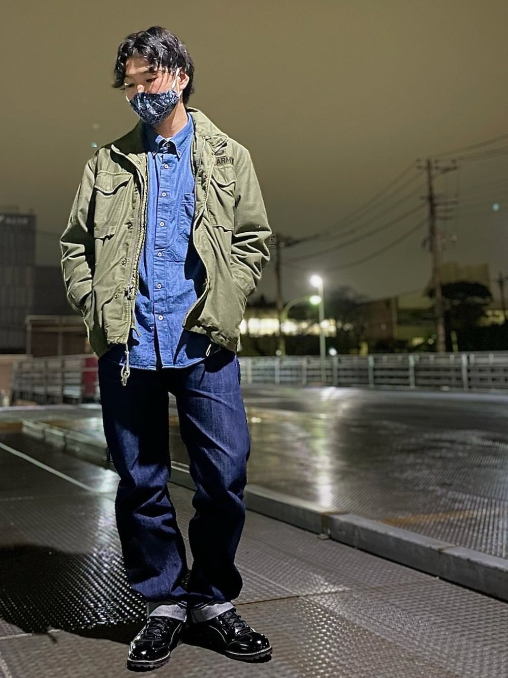 「おしゃれさんと繋がりたい、m65、ミリタリー、#シンプル、革靴、雨の日コーデ、古着、古着MIX、デニム、ユニクロ」｜「Levi'sのアイテム（その他、ブルー系）」を使った、kabatakuさん（メンズ・174cm）の冬コーディネートの1枚目の写真