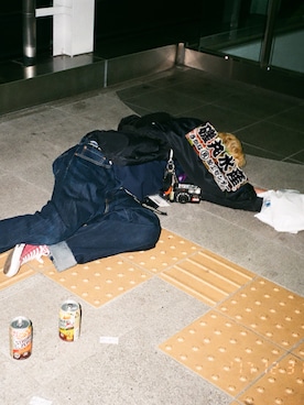 「RIPNDIP（リップンディップ）のアイテム（ジャケット/アウター）」を使った、磯丸水産さん（メンズ・181cm）の冬コーディネート