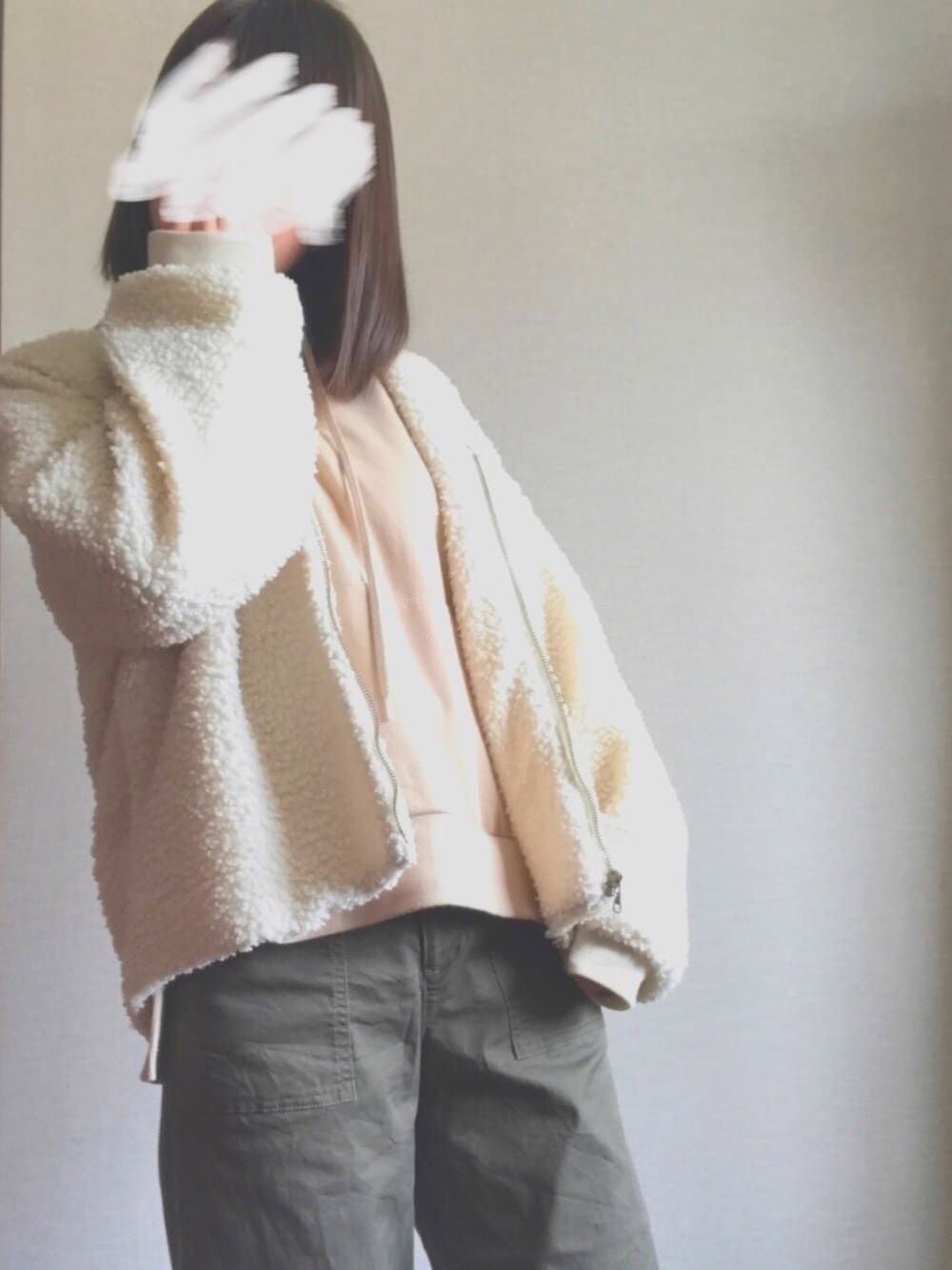 「春色、はるコーデ、カジュアル、低身長コーデ、おしゃれさんと繋がりたい」｜「GUの（GU）ワイドアンクルパンツＡ（パンツ、ブラック系）」を使った、MAIさん（レディース・158cm）の春コーディネートの1枚目の写真