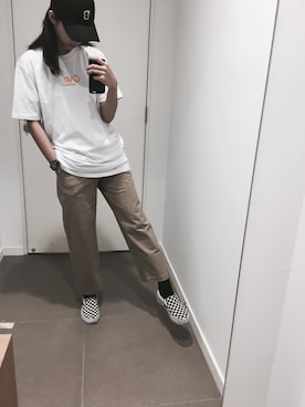 「pants」｜「アイテム（スリッポン）」を使った、57.45さん（レディース・164cm）の秋コーディネート