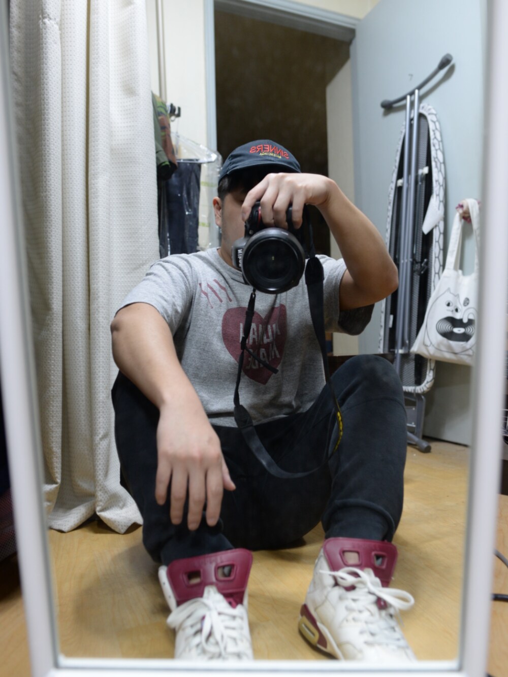 「jordan6、jordan6maroon、airjordan6、HUMAN MADE」｜「BALENCIAGAのアイテム（キャップ、ブラック系）」を使った、YODA SHIMさん（メンズ・270cm）の夏コーディネートの1枚目の写真