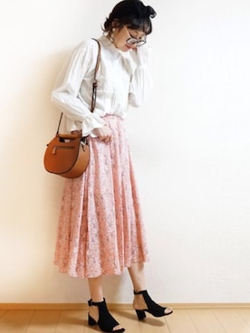 「Tiffee SELECT（ティフィーセレクト）のアイテム」を使った、Tiffee さん（レディース・173cm）の春コーディネート