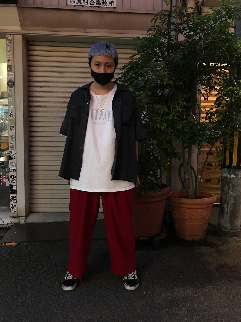 「シンプルコーデ、夏コーデ、おしゃれさんと繋がりたい、ビックシルエット、ゆるコーデ、ワイドパンツ、スラックス、シャツスタイル」｜「坩堝のアイテム（シャツ/ブラウス、ブラック系）」を使った、oratokeba1223さん（メンズ・172cm）の夏コーディネートの1枚目の写真