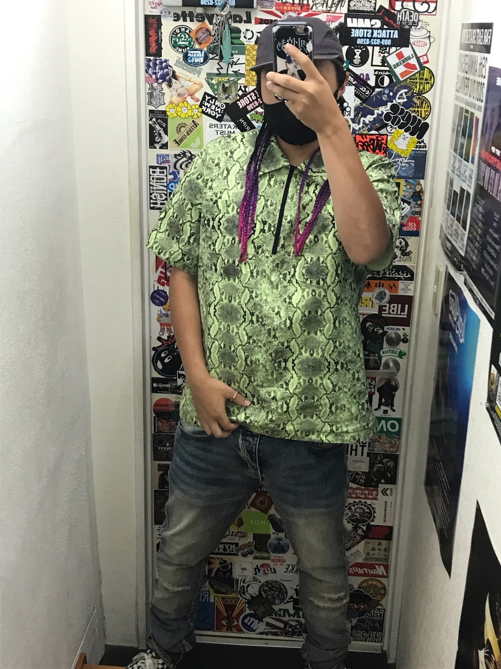 「夏、カジュアル、ビッグシルエット、いいね、save、フォローお願いします🤑、大人カジュアル、ootd、ファッションの力を信じよう、ストリート、デニム、半袖シャツ」｜「40s&shortiesのアイテム（ポロシャツ、グリーン系）」を使った、oratokeba1223さん（メンズ・172cm）の夏コーディネートの1枚目の写真