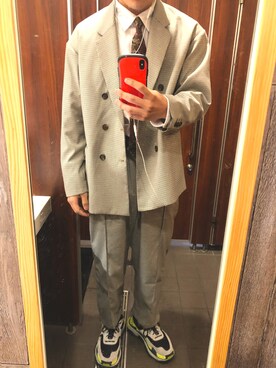 「BALENCIAGA」｜「アイテム（フォーマルスーツ/小物）」を使った、軍人さん（メンズ・174cm）の春コーディネート