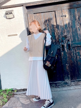 「Honeys（ハニーズ）のアイテム（ベスト、ベージュ系）」を使った、さくおさん（レディース・154cm）の秋コーディネート