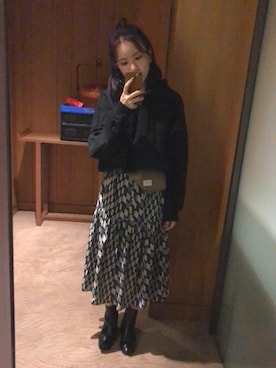「CLANE（クラネ）のアイテム（パーカー）」を使った、Jasmine:)さん（レディース・157cm）の冬コーディネート