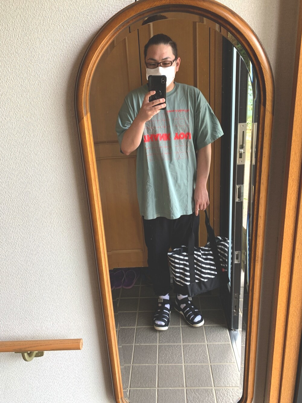 「でぶ」｜「BEAVER ORIGINALのBEAVER/ビーバー　THANKS YOU BIG-T/Ｔシャツ（Tシャツ/カットソー、ブルー系）」を使った、じゅんさん（メンズ・176cm）の夏コーディネートの1枚目の写真