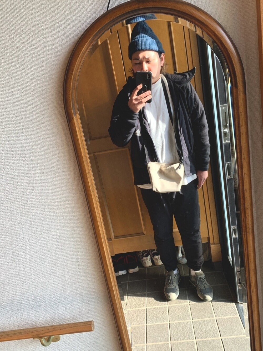「秋冬コーデ、でぶ」｜「MANASTASHのMANASTASH/マナスタッシュ　4-WAY JOGGER PANTS　4ウェイジョガーパンツ（その他パンツ、ブラック系）」を使った、じゅんさん（メンズ・176cm）の冬コーディネートの1枚目の写真