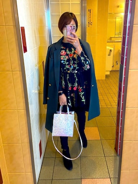 「刺繍」｜「アイテム（チェスターコート）」を使った、korisaxoxoさん（レディース・161cm）の秋コーディネート