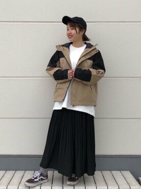 「綺麗めコーデ」｜「アイテム（マウンテンパーカー）」を使った、iBuKiさん（レディース・154cm）の冬コーディネート