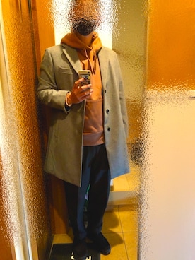 「ペールトーン」｜「アイテム（チェスターコート）」を使った、おとととさん（メンズ・183cm）の冬コーディネート