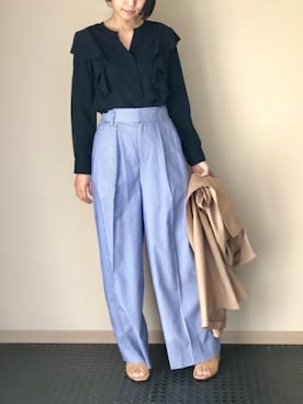 「ストライプパンツ」｜「アイテム（トレンチコート）」を使った、nano・universe lady's webeditorさん（レディース・167cm）の冬コーディネート