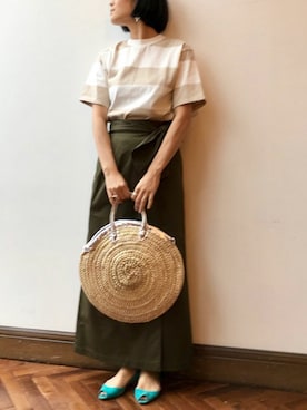 「アイテム（かごバッグ、シルバー系）」を使った、nano・universe lady's webeditorさん（レディース・167cm）の春コーディネート