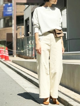 「アイテム（パンプス、イエロー系）」を使った、nano・universe lady's webeditorさん（レディース・167cm）の秋コーディネート