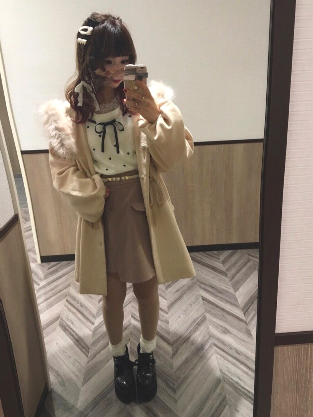 「いいね、save、フォローお願いします🤑、量産型、甘め、ガーリー、デート、フードコート、冬コーデ、大人ガーリー、ハート、ピンク」｜「one after another NICE CLAUPのエコファーフードコート（モッズコート、ホワイト系）」を使った、🐰ㅤメ ｲ ﾒ ｲㅤ🐰さん（レディース・153cm）の冬コーディネートの1枚目の写真